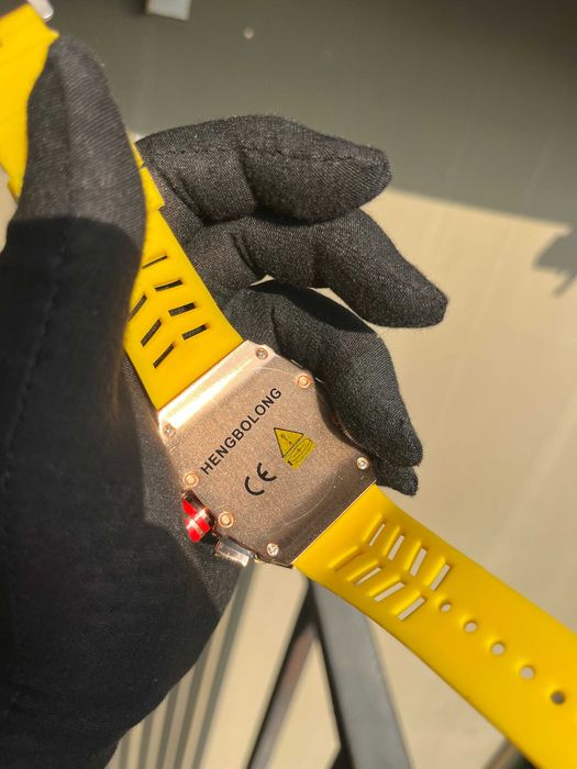 Часовник  Hengbolong НАМАЛЕН!