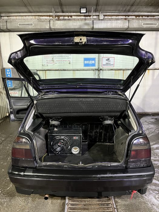 Продам Golf 3 1,8 моник