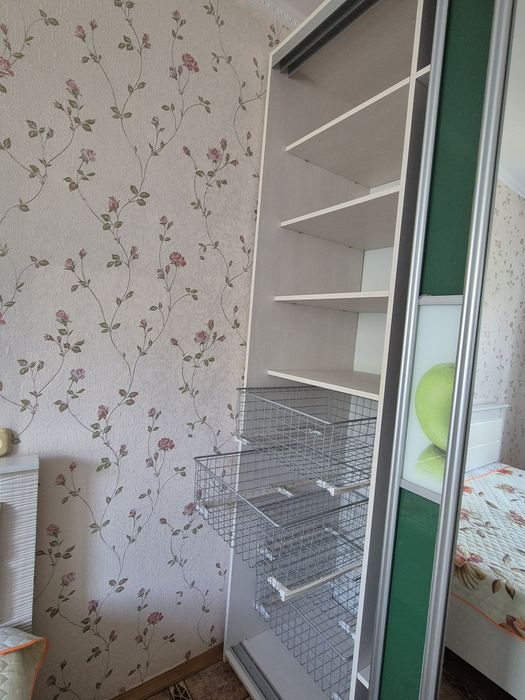 Продам шкаф купе