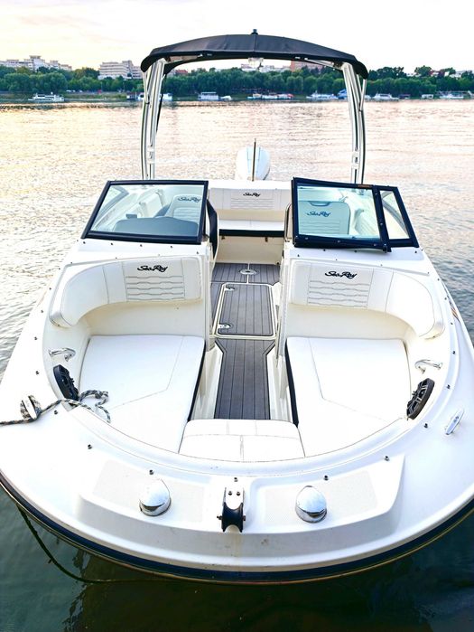 barca searay 210 spx  2022