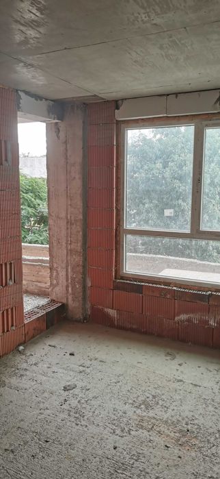 Продава се Двустаен апартамент в Пловдив, Гагарин - 72 кв.м за 945 €/кв.м - Снимка #1