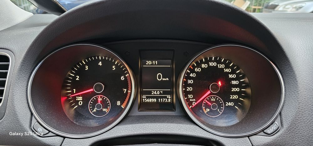 VOLKSWAGEN Golf 2010 — imagine 12