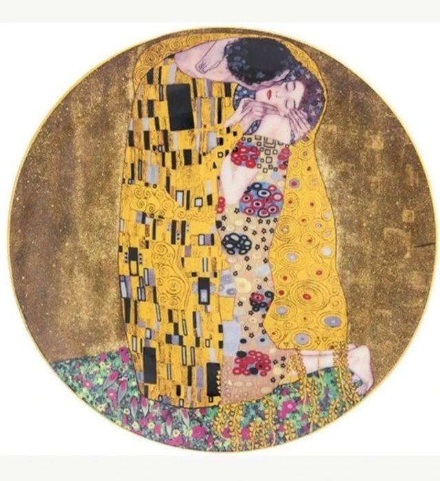 Декоративные тарелки.