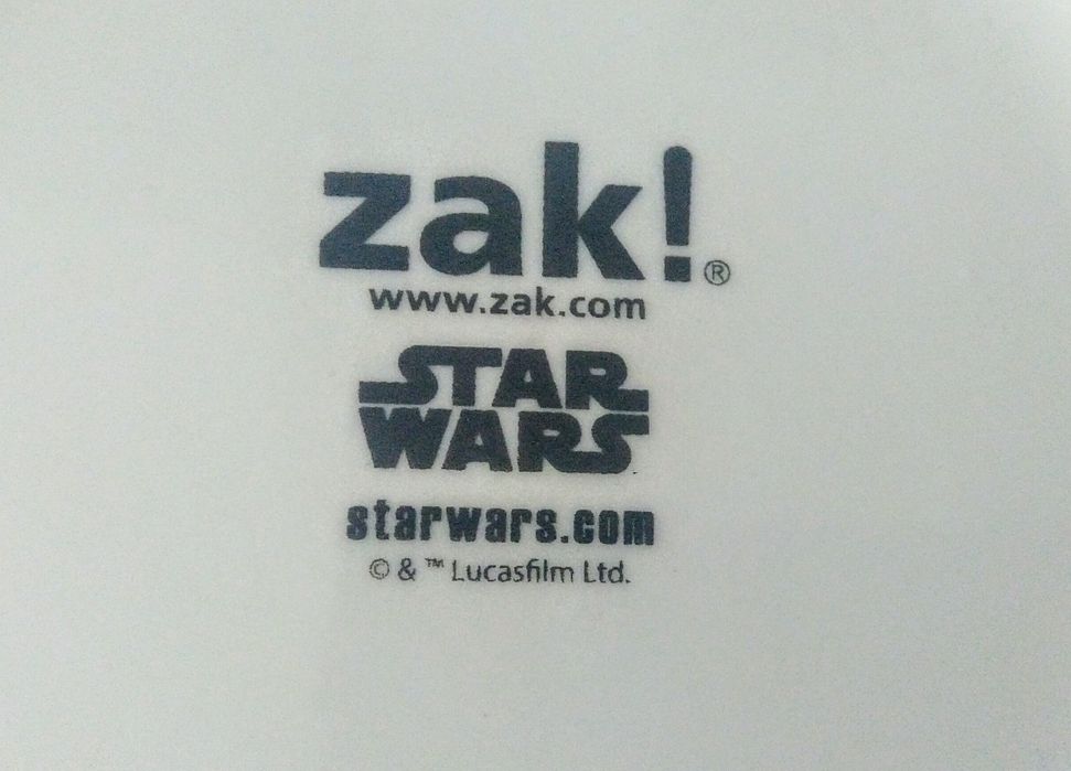 Farfurie Star Wars originala din portelan - Kylo Ren & Stormtroopers