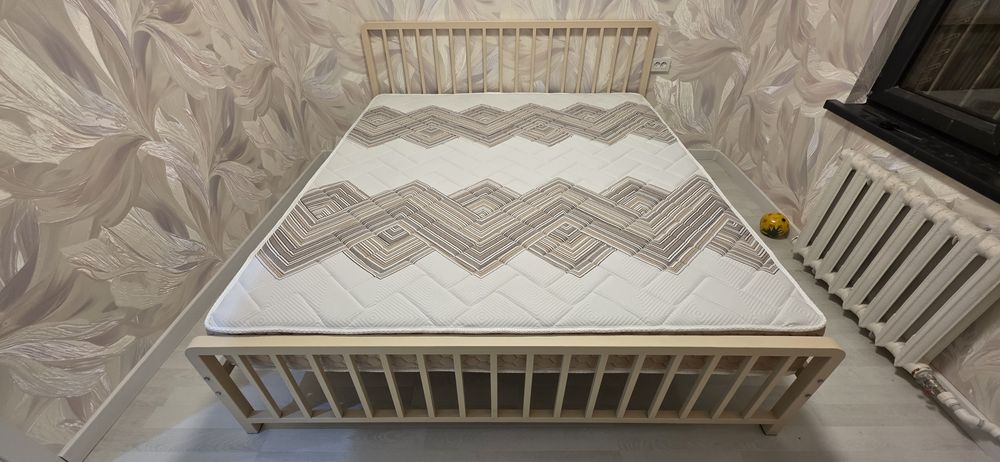 Двухспальная Односпальные полуторка металлические кровать