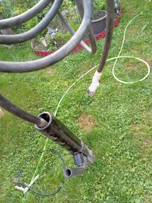 Vand aparat de sudura cu electrod