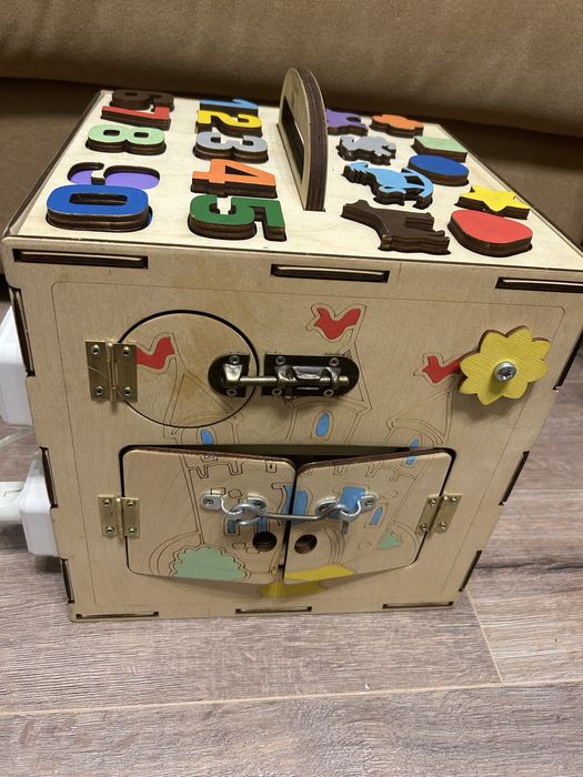 Продам развивающий куб