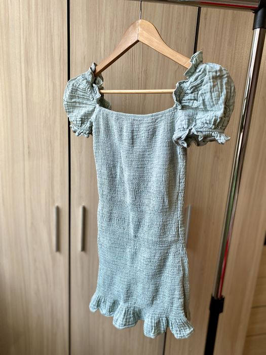 Разпродажба на рокли Zara Bershka Shein Stradivarius H&M