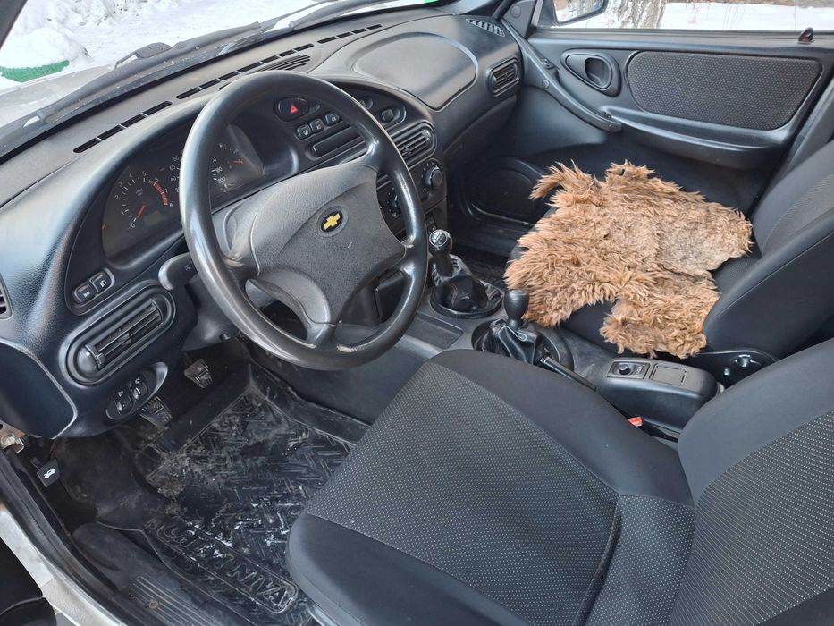 Шевроле - Нива 2008г.в.