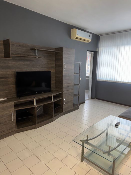 Дава се под наем Тристаен апартамент в Варна, Младост 1 - 120 кв.м за 720 € - Снимка #13