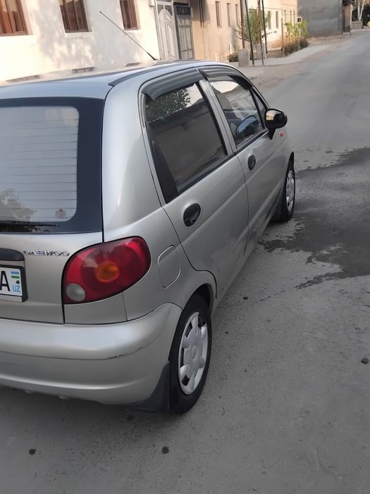 Matiz avtomobili sotiladi