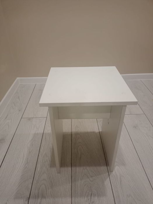 Продам стулья 4 шт