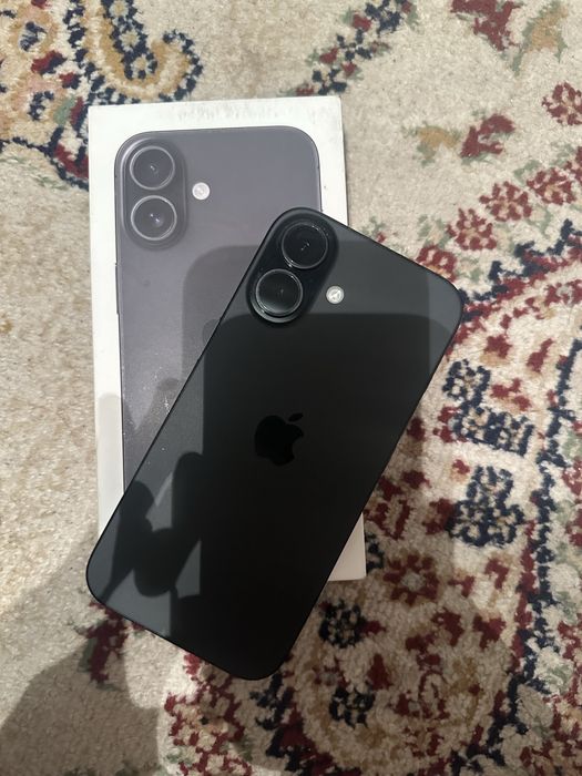 Айфон 16 почти новый СРОЧНО