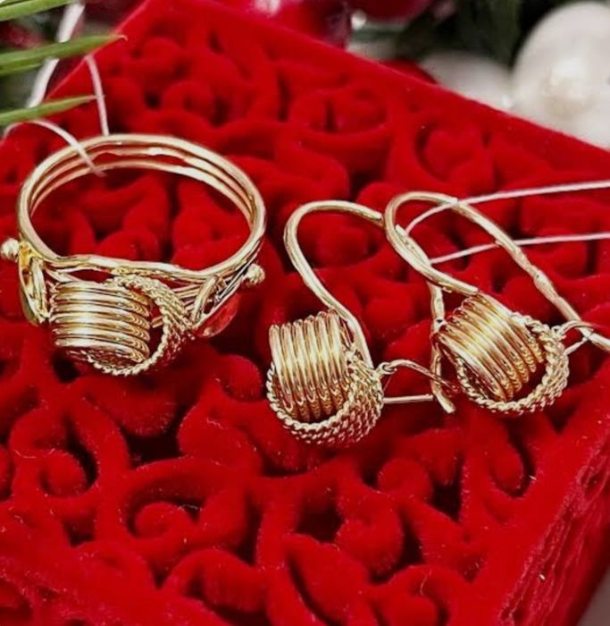 Золотой комплект Поцелуй 583СССР