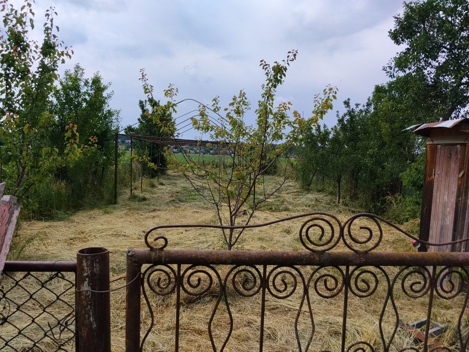Casă de vânzare la țară