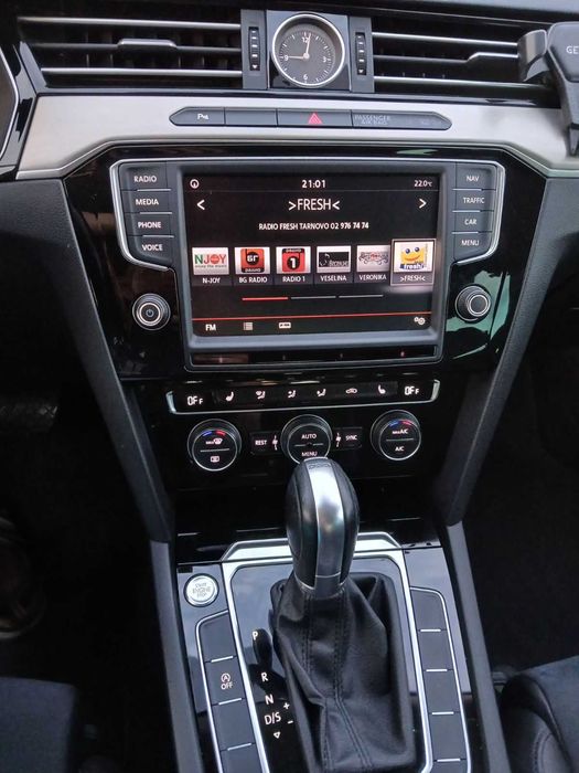 Продавам VW Passat 2.0 TDI DIGITAL