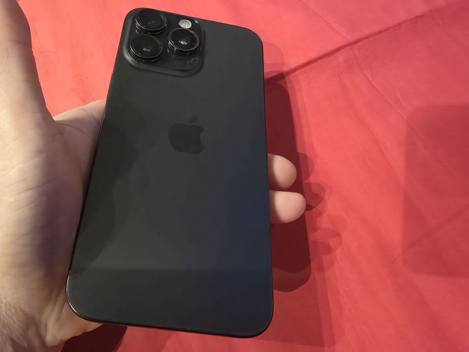 -Iphone 15Pro Max, 128Gb, 8Ram, Black Titanium, impecabil, bat-100%, n