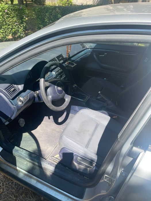Audi A4 1.6 TDI dezmembrari