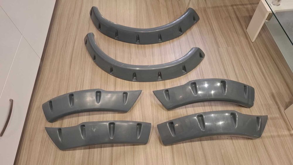 Уширители (раздувки) за калници Land Rover Discovery 2