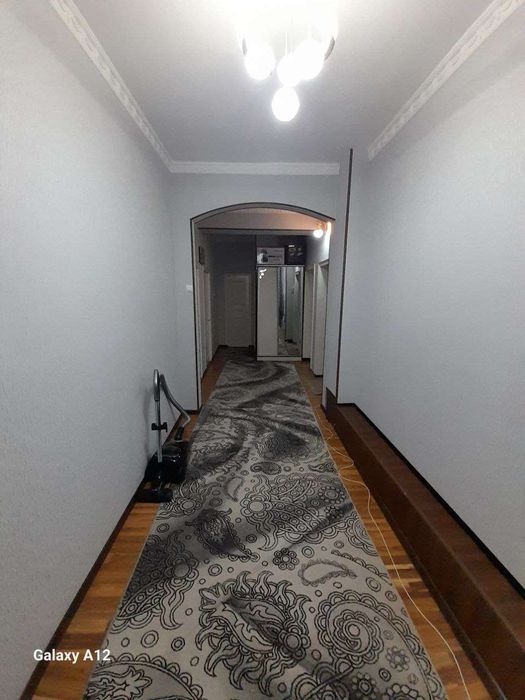 3 xonali uy Qarshi shahri, Yangi bozordan sotildi srochno
