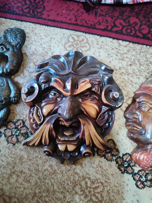 Продам поделки из гипса.