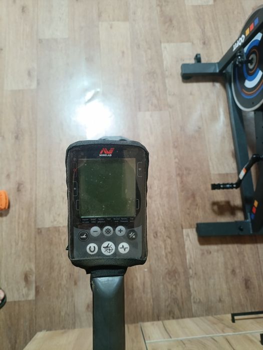 Металлоискатель EQUINOX 600