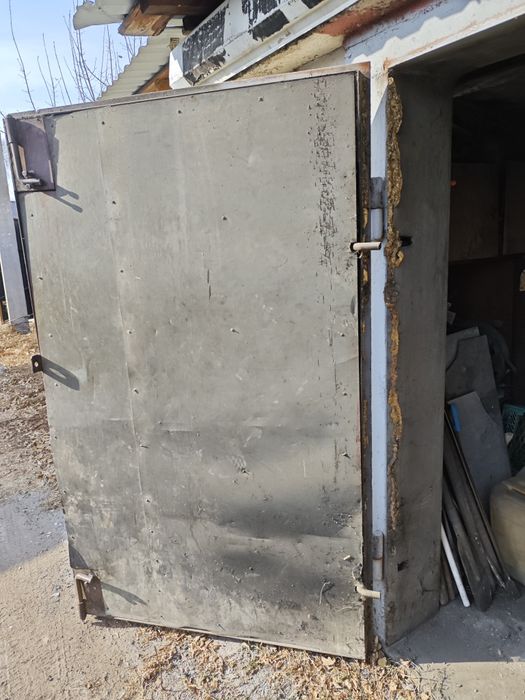 продам ворота гаражные