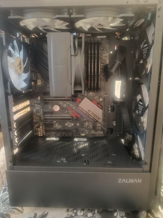 Компютър I9-9900KF,z390,rtx3060ti,32Gb.Ram