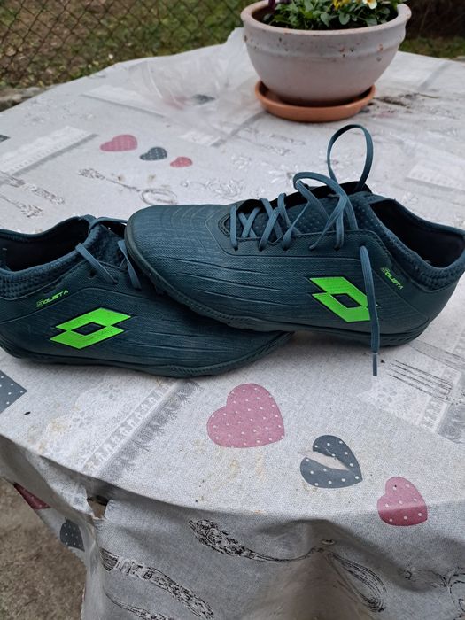 Детски футболни стоножки