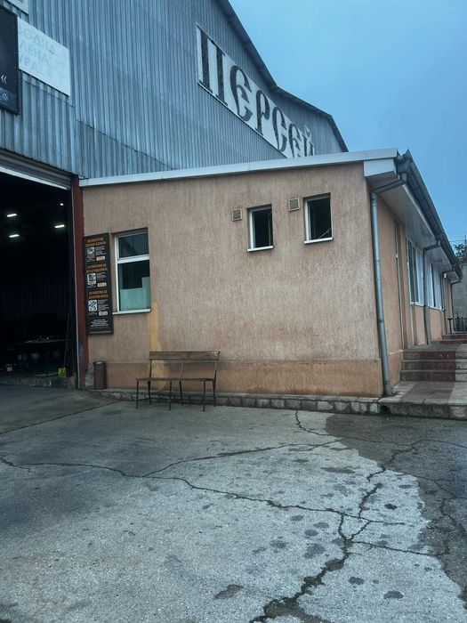 Дава се под наем Промишлена сграда в Варна, Младост 1 - 700 кв.м за 3213 € - Снимка #8