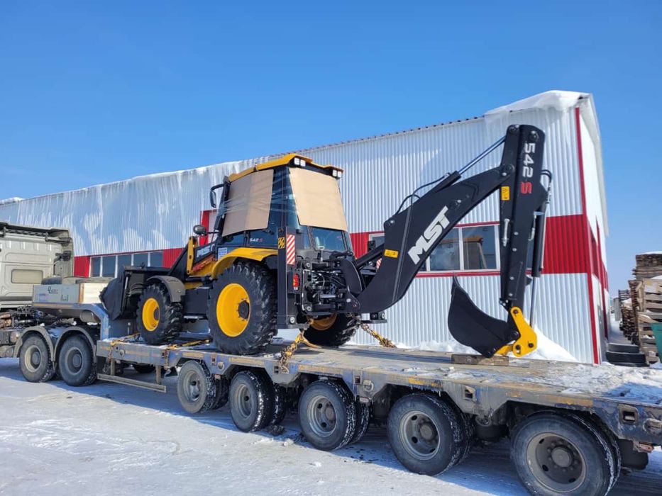 Экскаватор-погрузчик MST M542, 544, 642