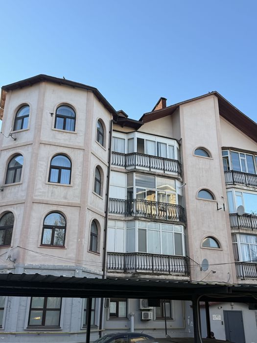 Продам 4 х комнатную квартиру