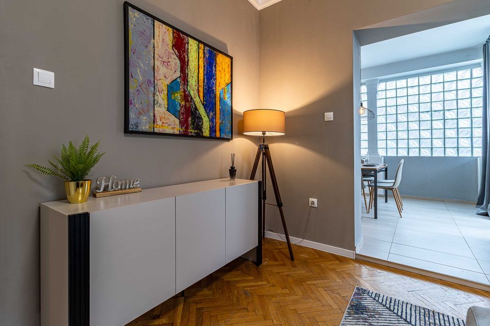 120 кв.м апартамент в центъра – бул. Стамболийски