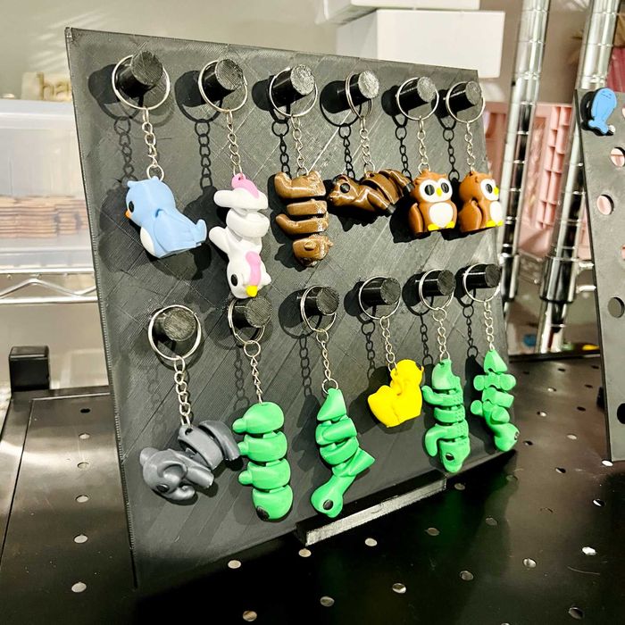 Brelok, Znachok (Keychain) - har qanday yozuv, rasm, logotip, NFC