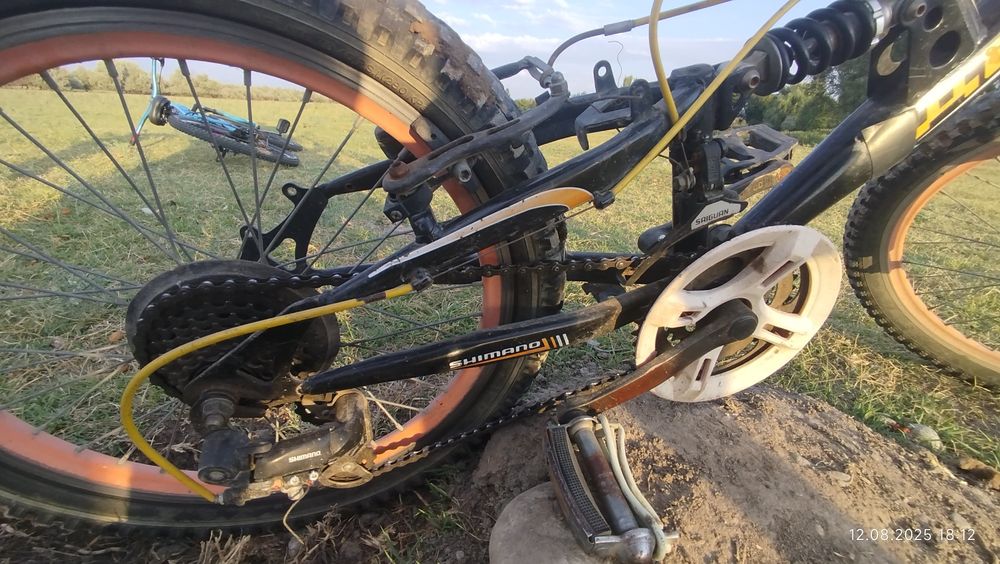 Продам велик хорошом состаяние