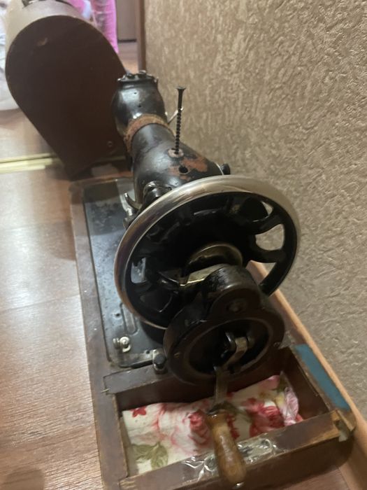 Швейная машинка советская