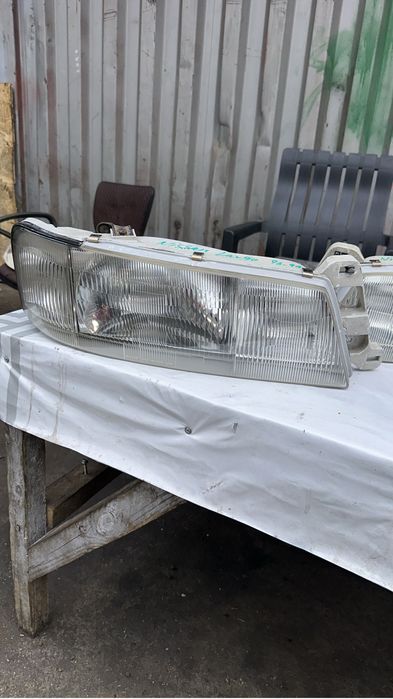 Фары на Nissan Largo 96-99