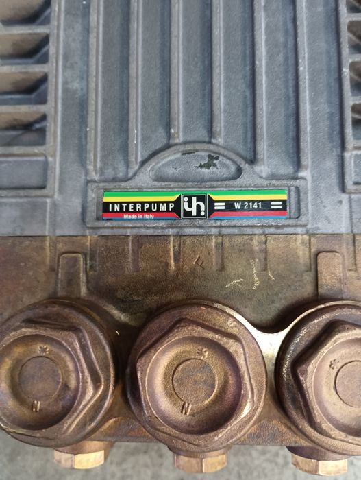 Помпа Interpump W2141 . 41 литра в минута