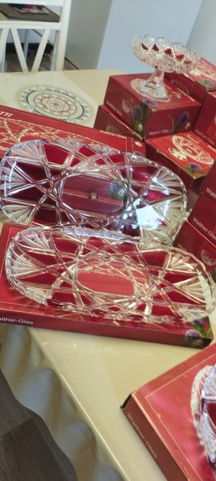 Рубин тусти вазалар