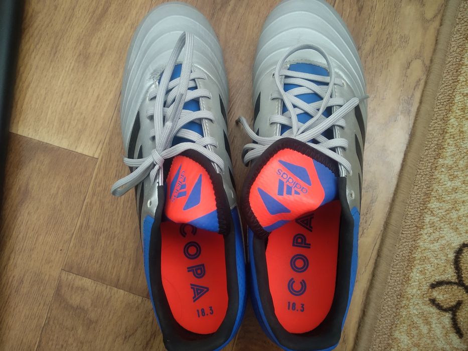 Футболни обувки Adidas