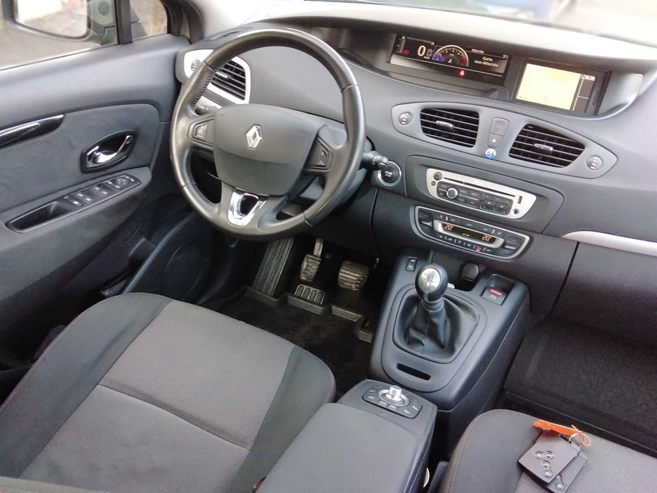 Renault Scenic 3/11.2014/1.5 Dci 110 CP