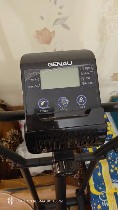 Элептический тренажор GENAU GN-102