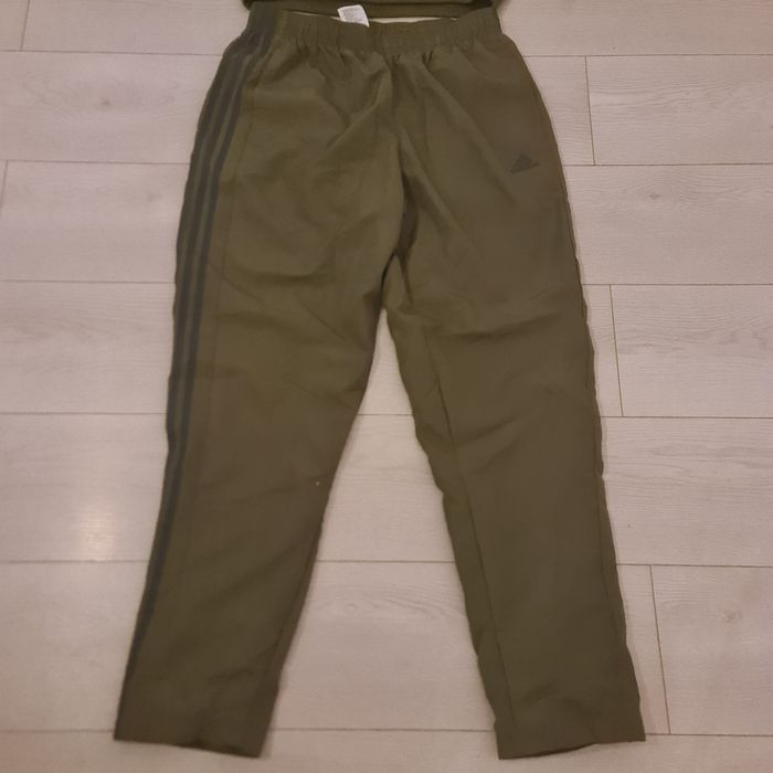 Trening  Adidas  L și XL