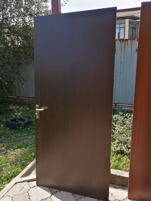 Продам б/у межкомнатные двери