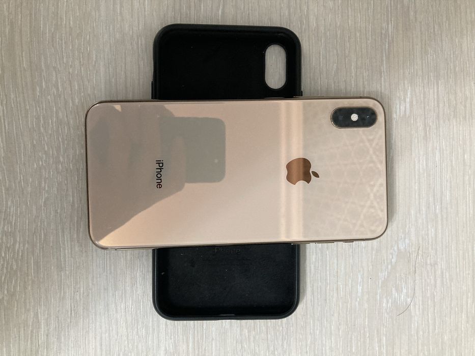 Продам айфон xs max