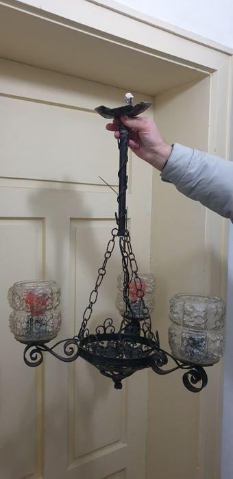 Полилей ковано желязо