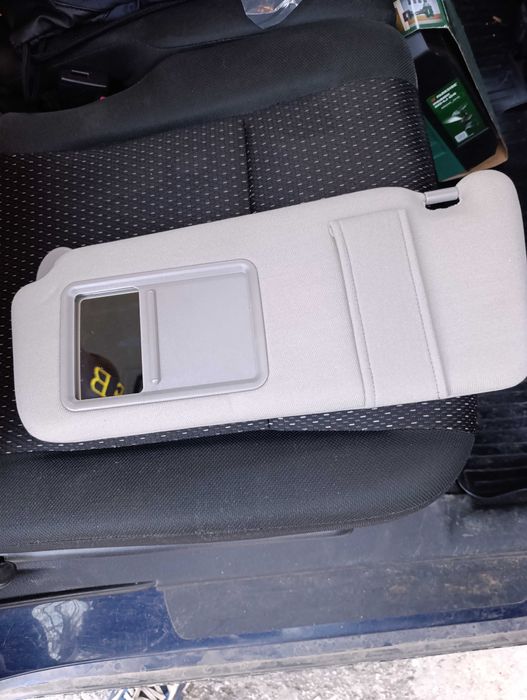 Сенник за тойота. Ляв