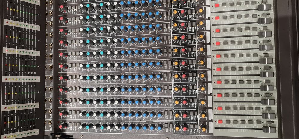 Mixer studio profesional analogic 32 Canale   Nu Dinacord , Yamaha