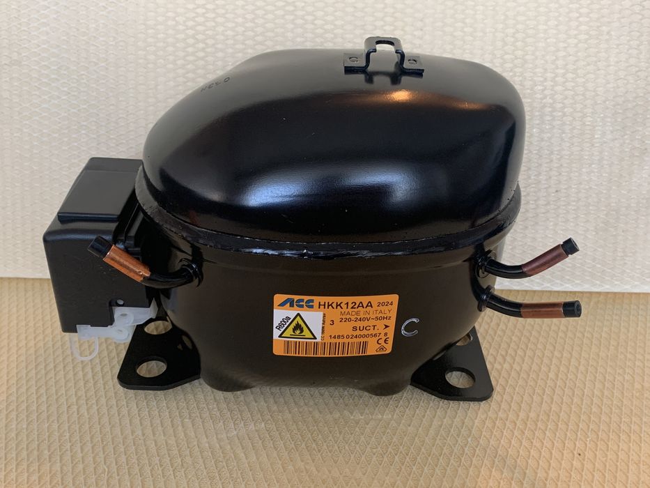 motor compresor frigider hkk12aa 235w -20 grade combina nou sigilat