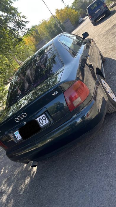 Продам Audi A4 1995г.